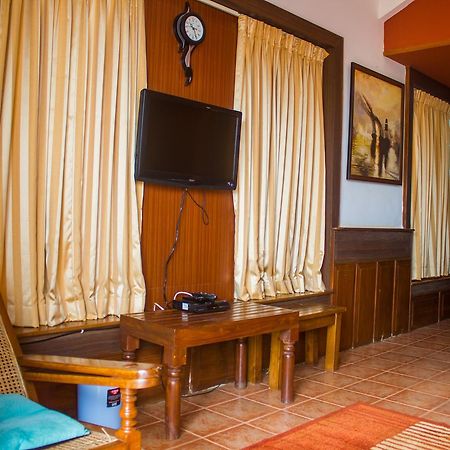 Casa Tropicana - Hotel & Homestays باناجي المظهر الخارجي الصورة