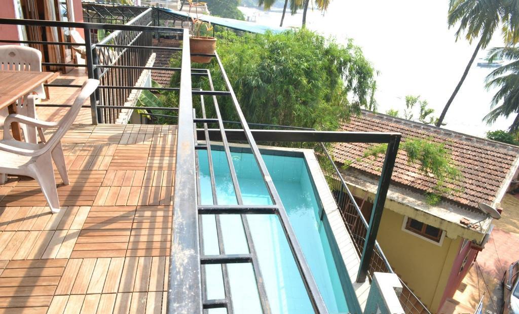 Casa Tropicana - Hotel & Homestays باناجي المظهر الخارجي الصورة