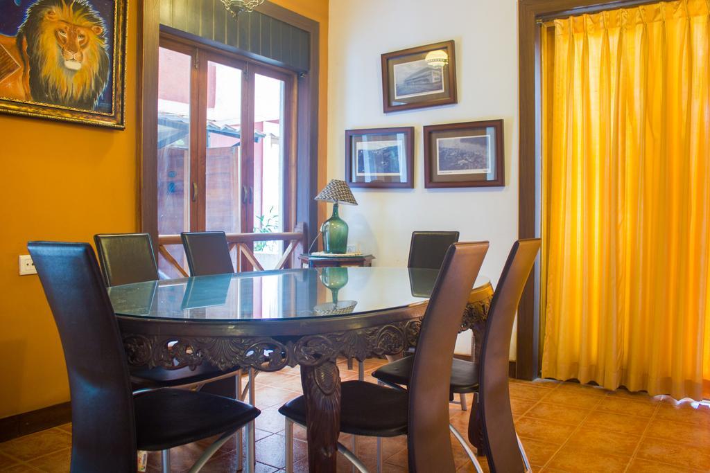 Casa Tropicana - Hotel & Homestays باناجي المظهر الخارجي الصورة