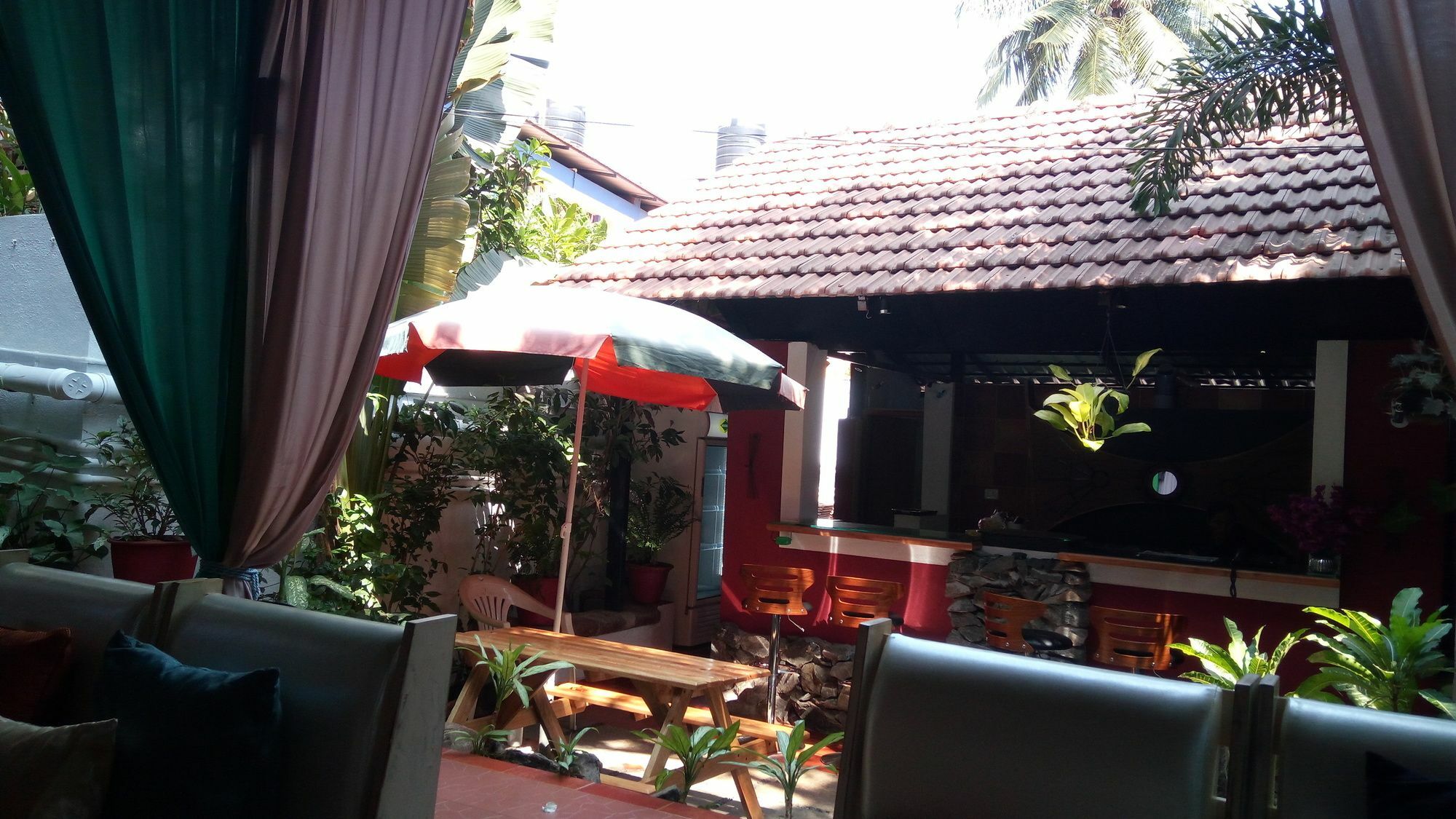 Casa Tropicana - Hotel & Homestays باناجي المظهر الخارجي الصورة